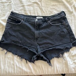 Abercrombie Mom Short High Rise Curve Love